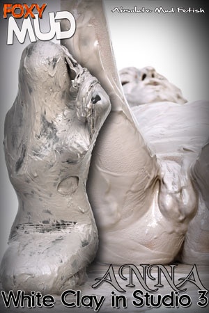 Anna - White clay in studio 3